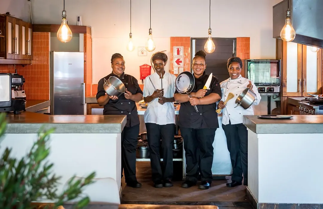 Unembeza Boutique Lodge & Spa-1